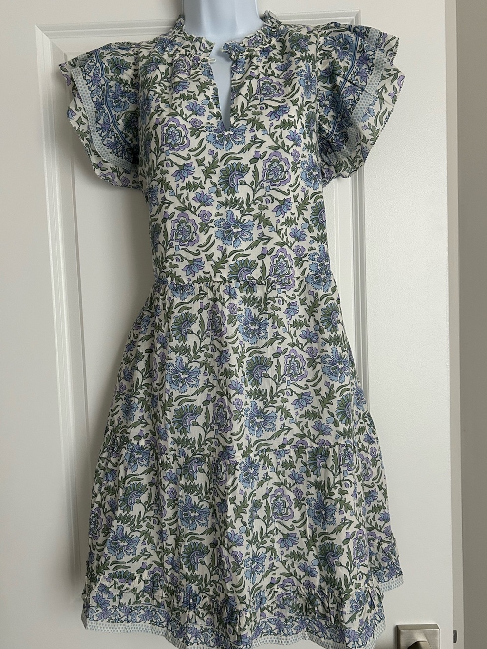 NWT Vineyard Vines  Women's Anegada Tiered Ruffle-Sleeve Marshmallow Dress Sz M